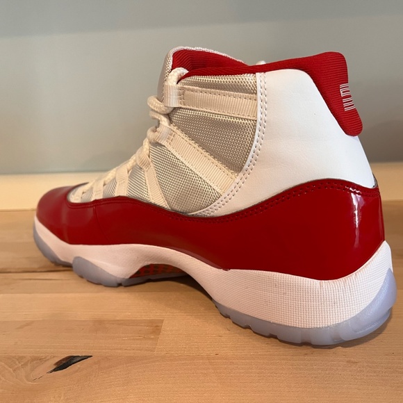 Air Jordan 11 Cherry Red Retro (Nike) main image 16